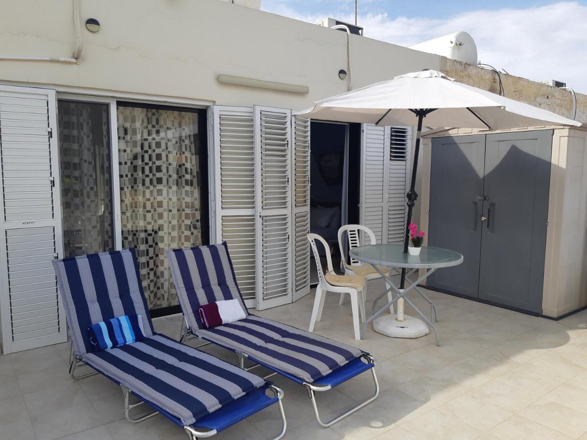 House Near The Beach Перволия Екстериор снимка