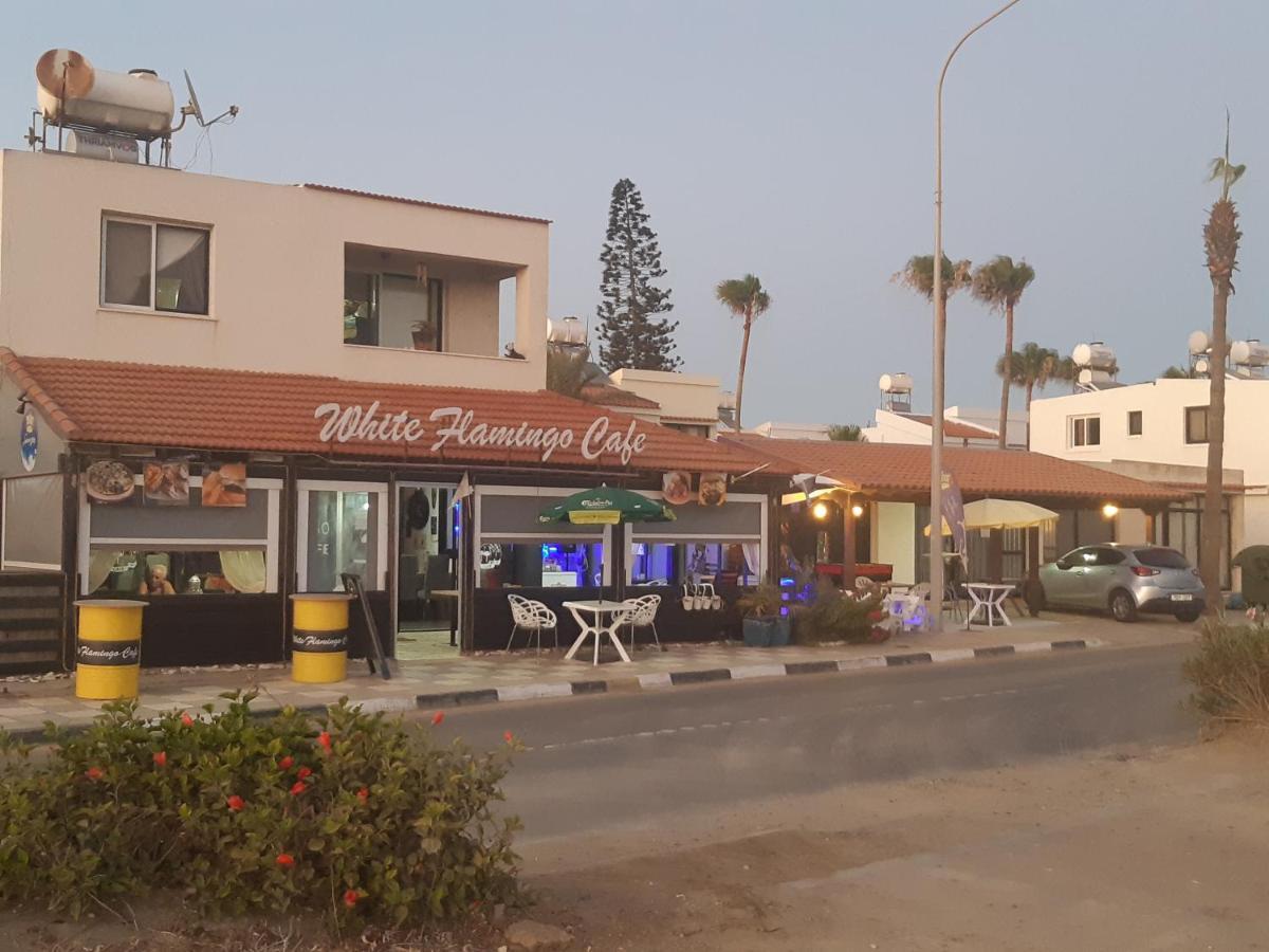 House Near The Beach Перволия Екстериор снимка