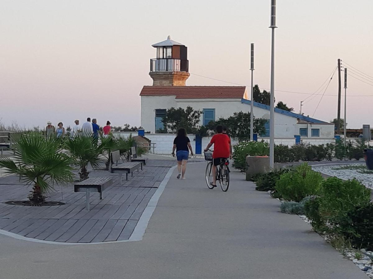 House Near The Beach Перволия Екстериор снимка