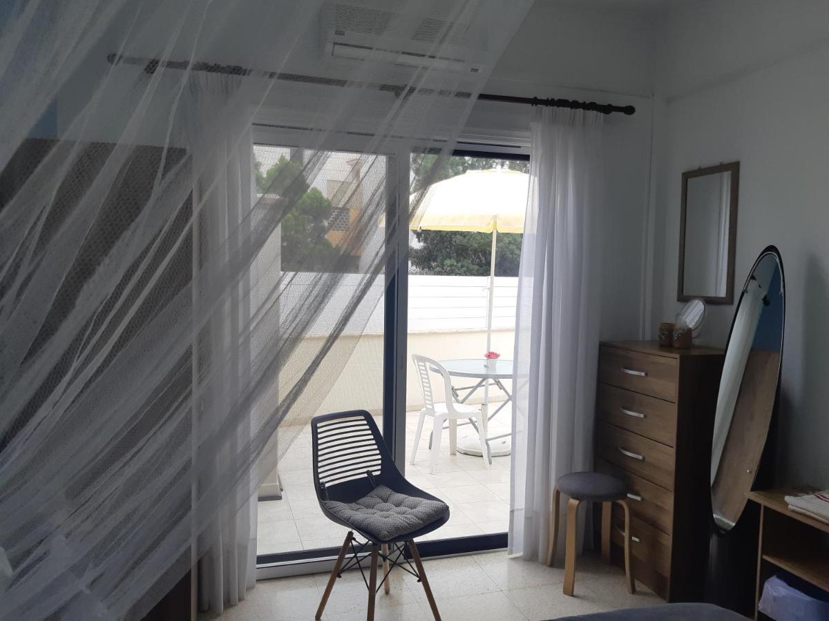 House Near The Beach Перволия Екстериор снимка