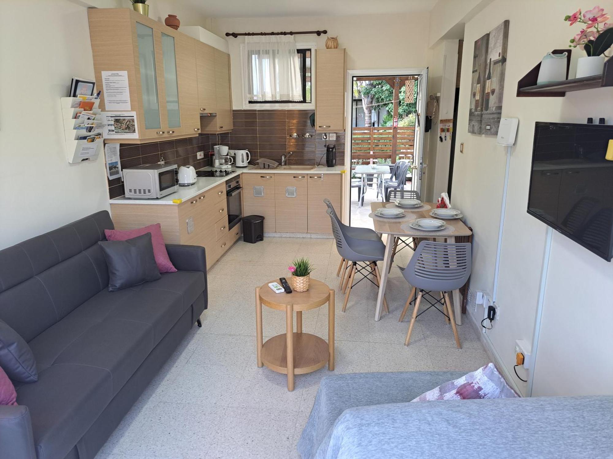 House Near The Beach Перволия Екстериор снимка